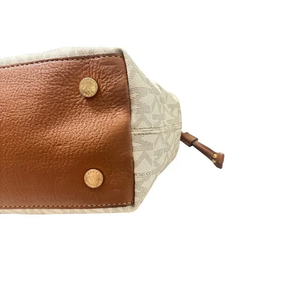 Michael Kors Marina North South Tote Bag Large Cream Tan  Drawstring - Picture 7 of 14